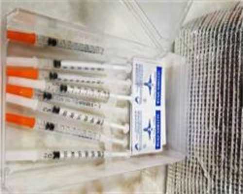 代生双胞胎抱男孩,北京三代试管婴儿捐卵试管生孩子公司大全_移植囊胚19天检